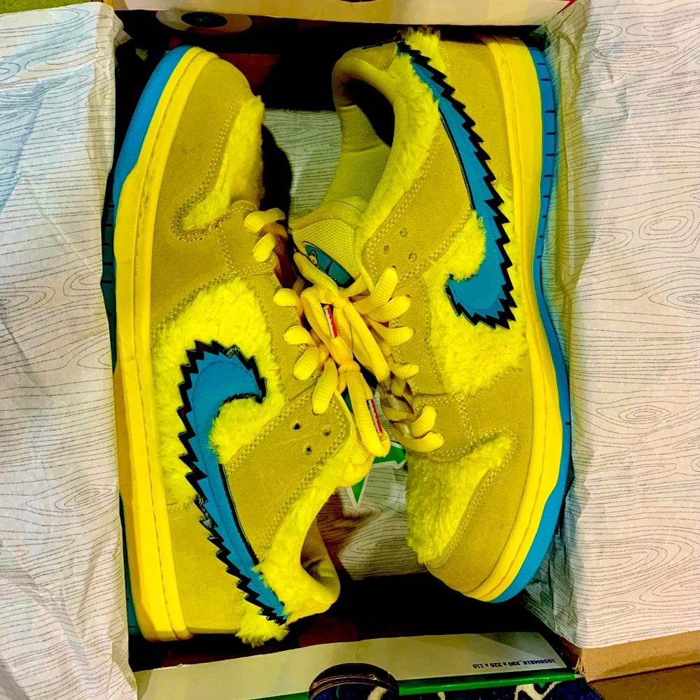 Nike sb “Opti Yellow” Grateful Dead dunk low collab